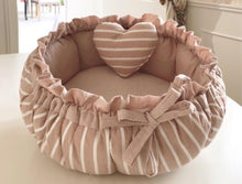Load image into Gallery viewer, Princess Style Sweety Dog Bed Cat Bed House Cushion Kennel Pens Sofa With Pillow Warm Sleeping Bag New Arrival 1PC